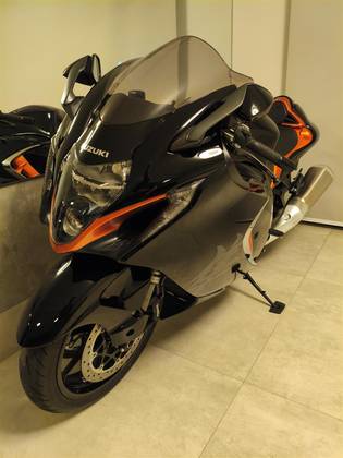 SUZUKI HAYABUSA GSX1300RA 